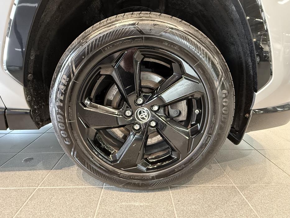 TOYOTA RAV4 2020