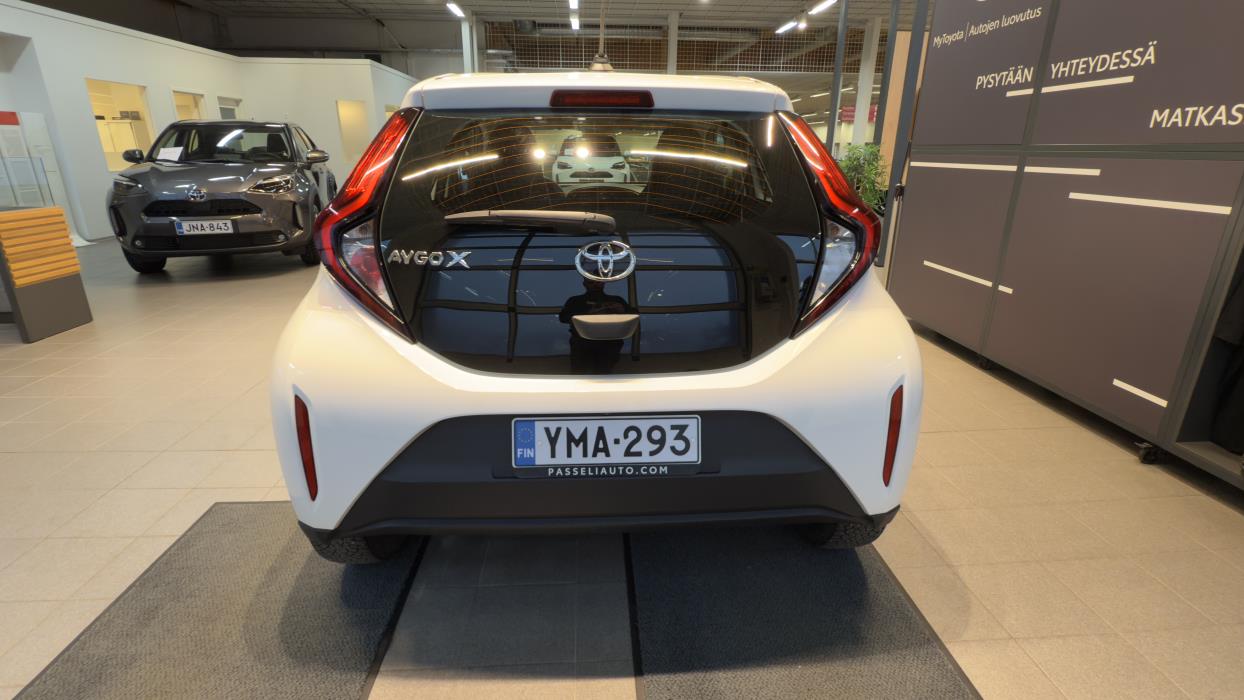 TOYOTA Aygo X 2023
