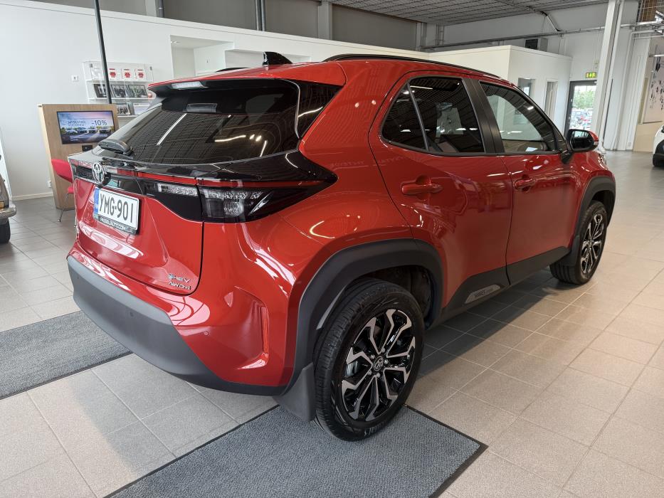 TOYOTA Yaris Cross 2026