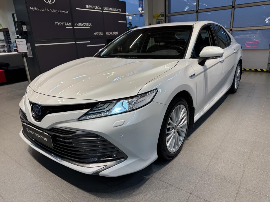 TOYOTA CAMRY 2021