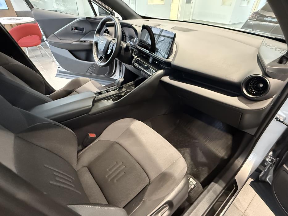 TOYOTA C-HR 2023