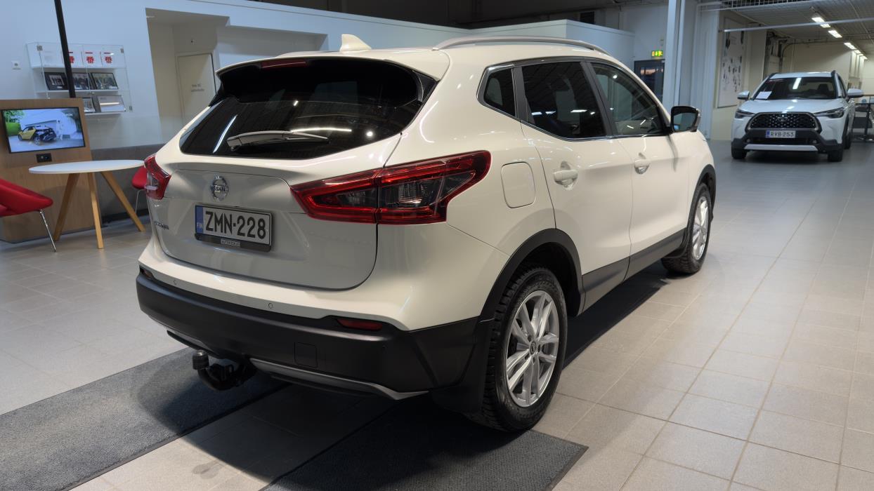 NISSAN Qashqai 2019