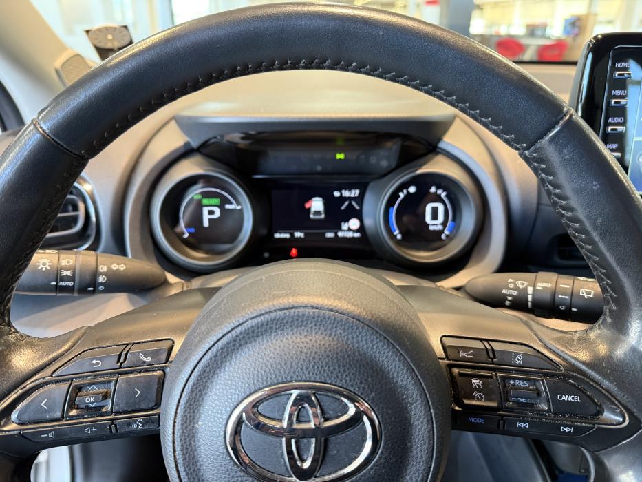 TOYOTA YARIS 2022
