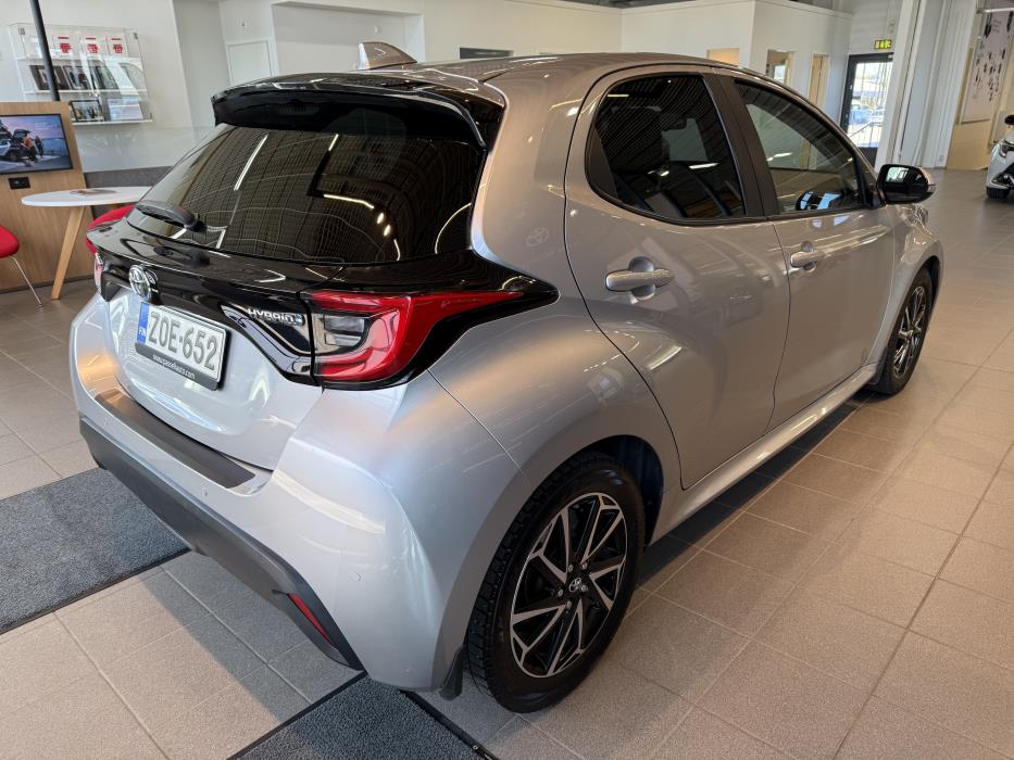 TOYOTA YARIS 2022