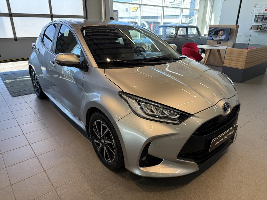 TOYOTA YARIS 2022