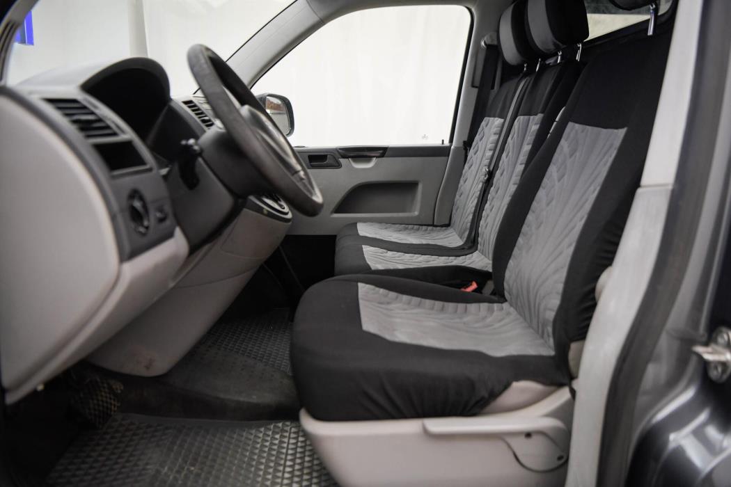 VOLKSWAGEN Transporter 2011
