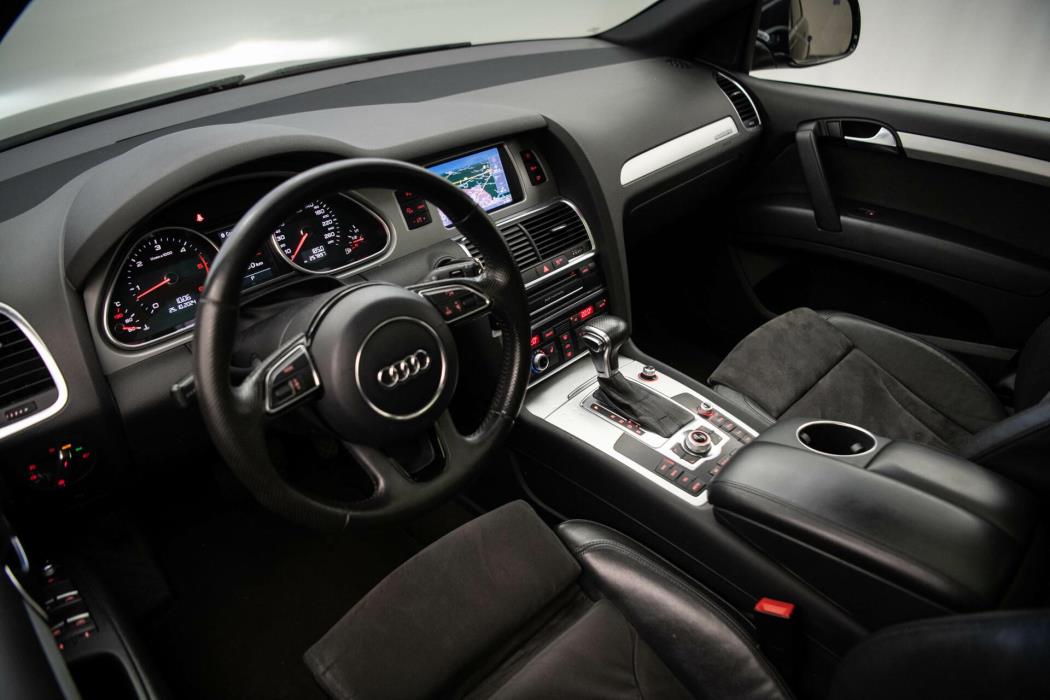 AUDI Q7 2011