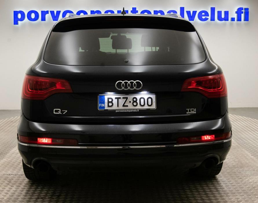 AUDI Q7 2011
