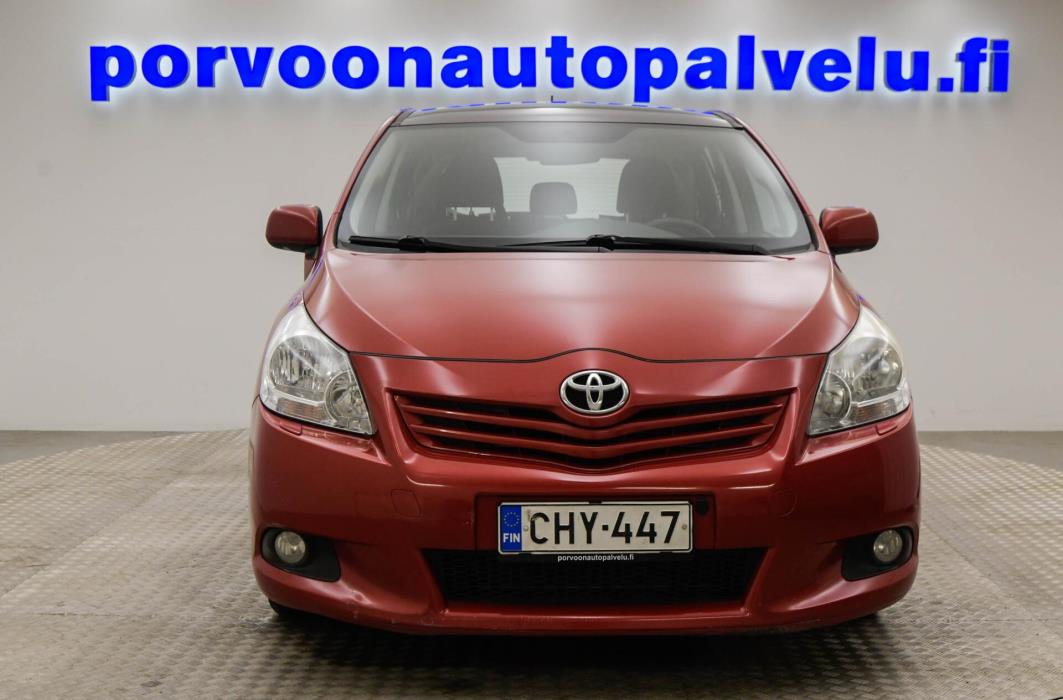 TOYOTA Verso 2011