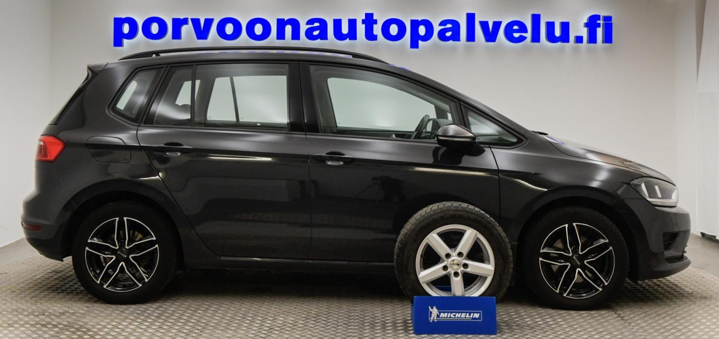 VOLKSWAGEN Golf Sportsvan 2016