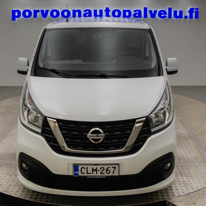 NISSAN NV300 2018