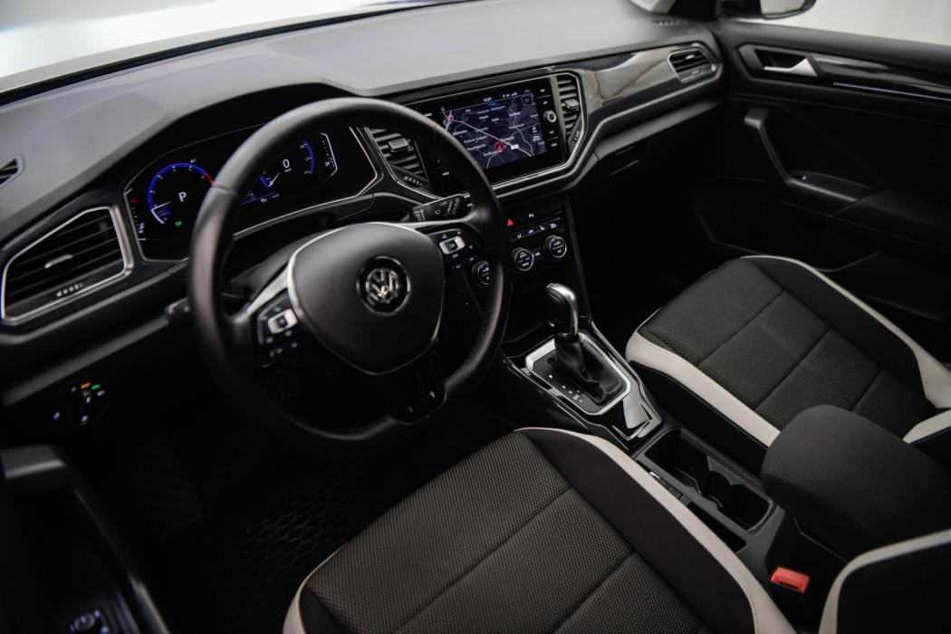 VOLKSWAGEN T-Roc 2019