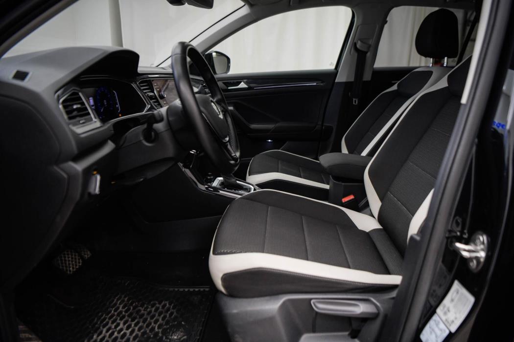 VOLKSWAGEN T-Roc 2019