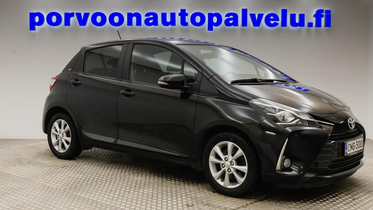 TOYOTA Yaris 2019