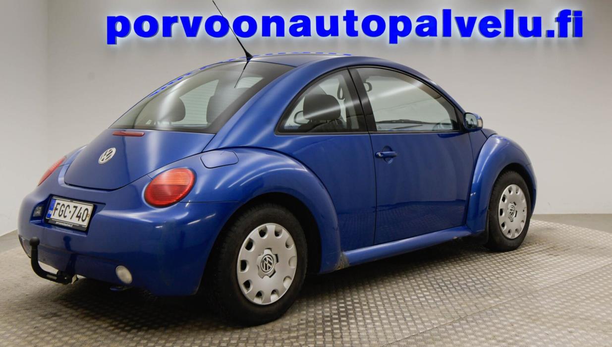 VOLKSWAGEN New Beetle 2003