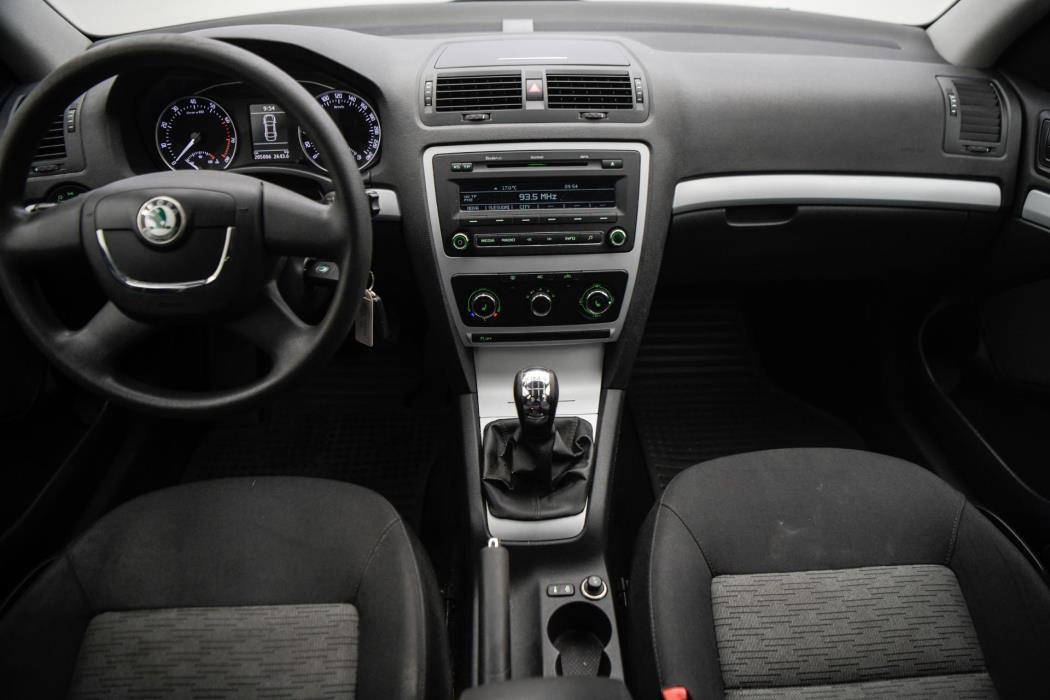 SKODA Octavia 2010