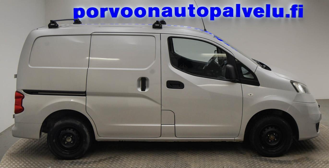 NISSAN NV200 2017
