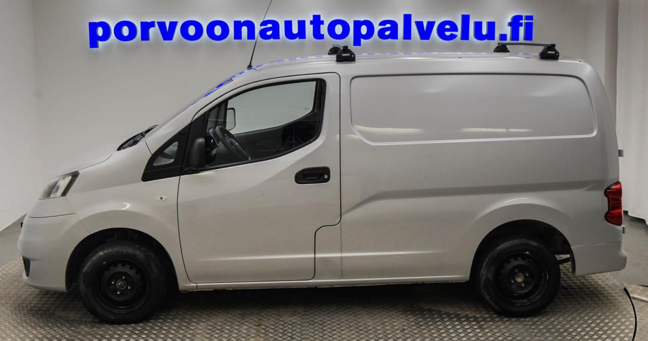 NISSAN NV200 2017