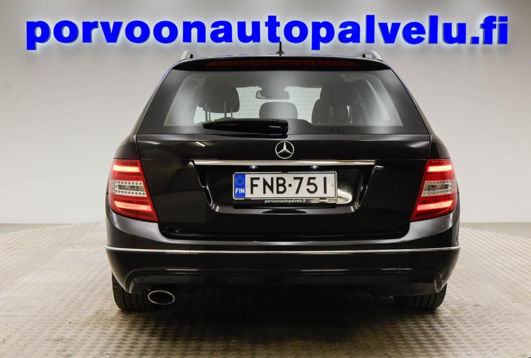 MERCEDES-BENZ C 2012