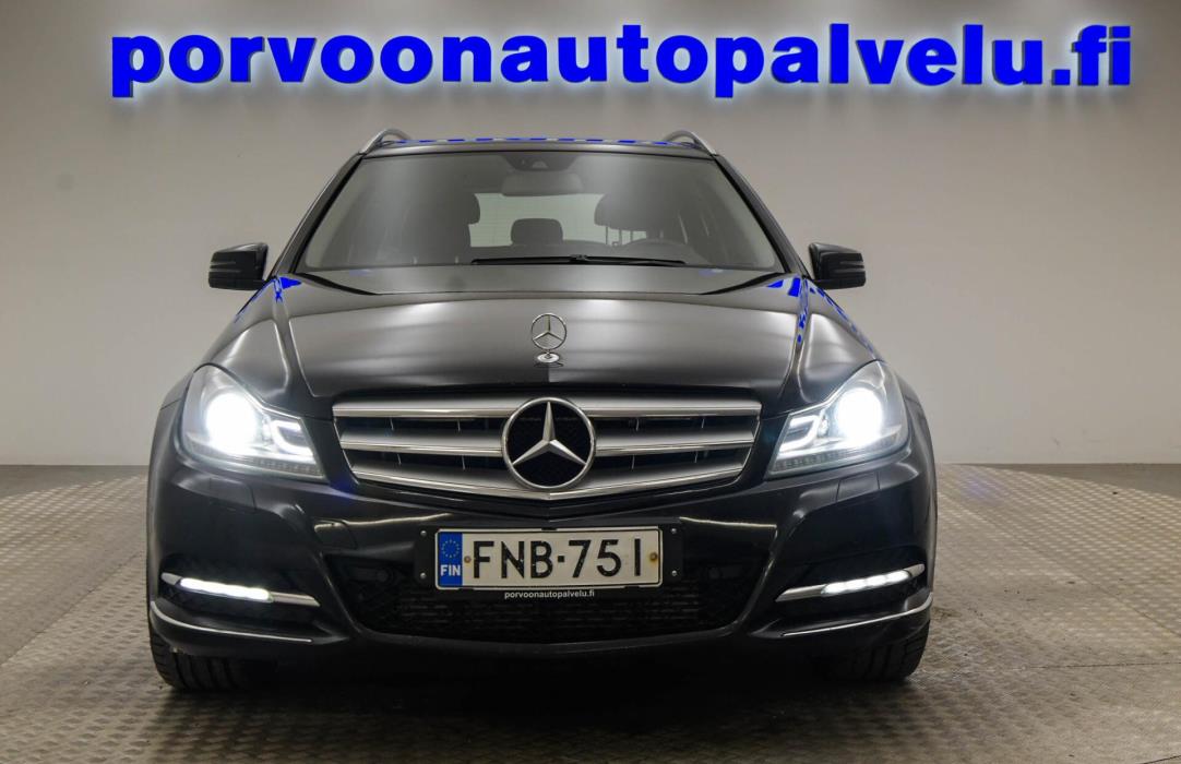 MERCEDES-BENZ C 2012