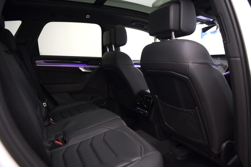 VOLKSWAGEN Touareg 2021