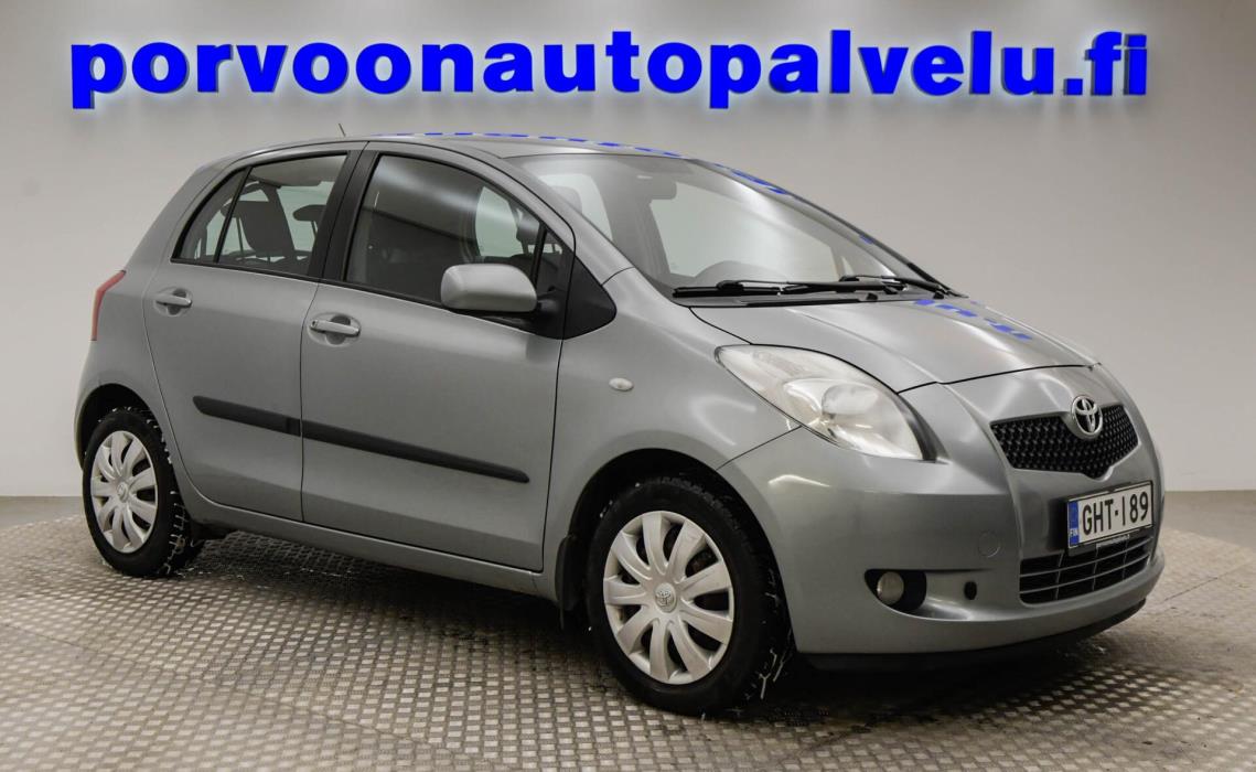 TOYOTA Yaris 2008