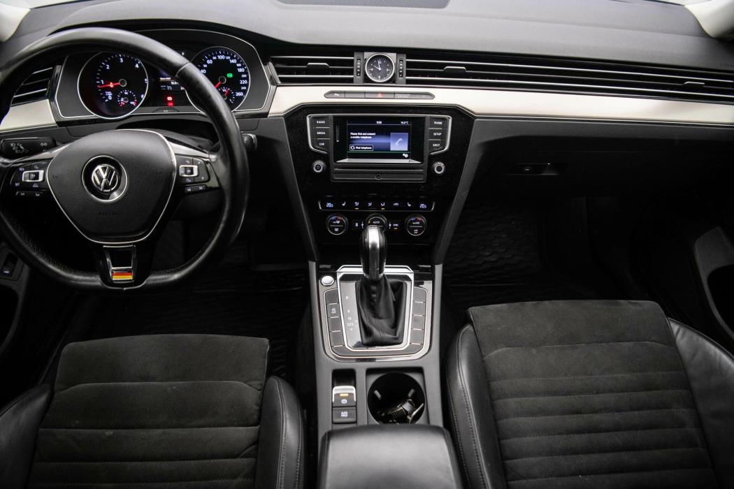 VOLKSWAGEN Passat 2015