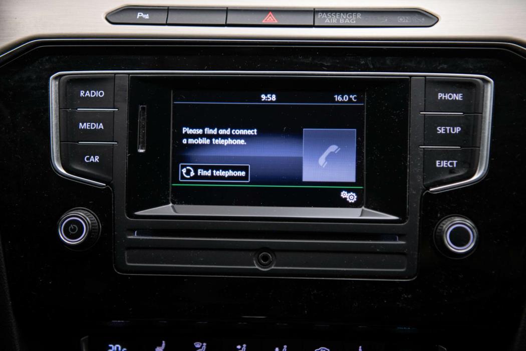 VOLKSWAGEN Passat 2015