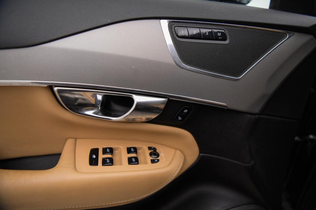 VOLVO XC90 2015