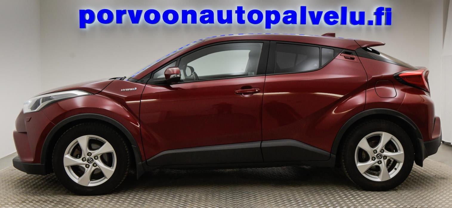 TOYOTA C-HR 2017