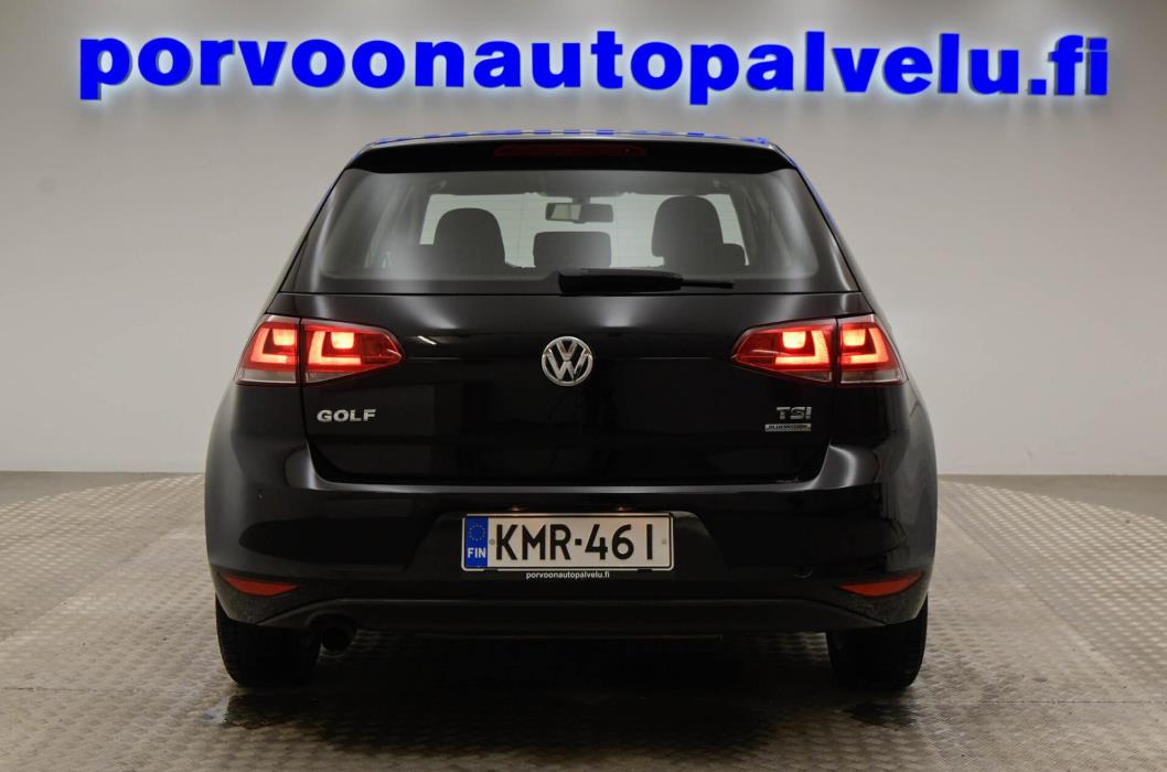 VOLKSWAGEN Golf 2014