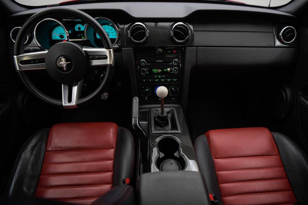 FORD Mustang 2008