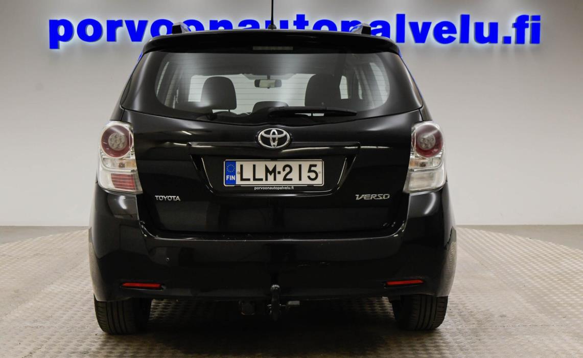 TOYOTA Verso 2010