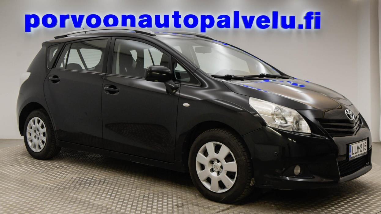 TOYOTA Verso 2010