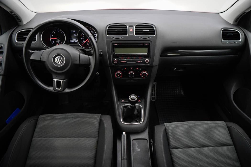 VOLKSWAGEN Golf 2010