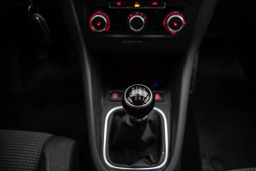 VOLKSWAGEN Golf 2010