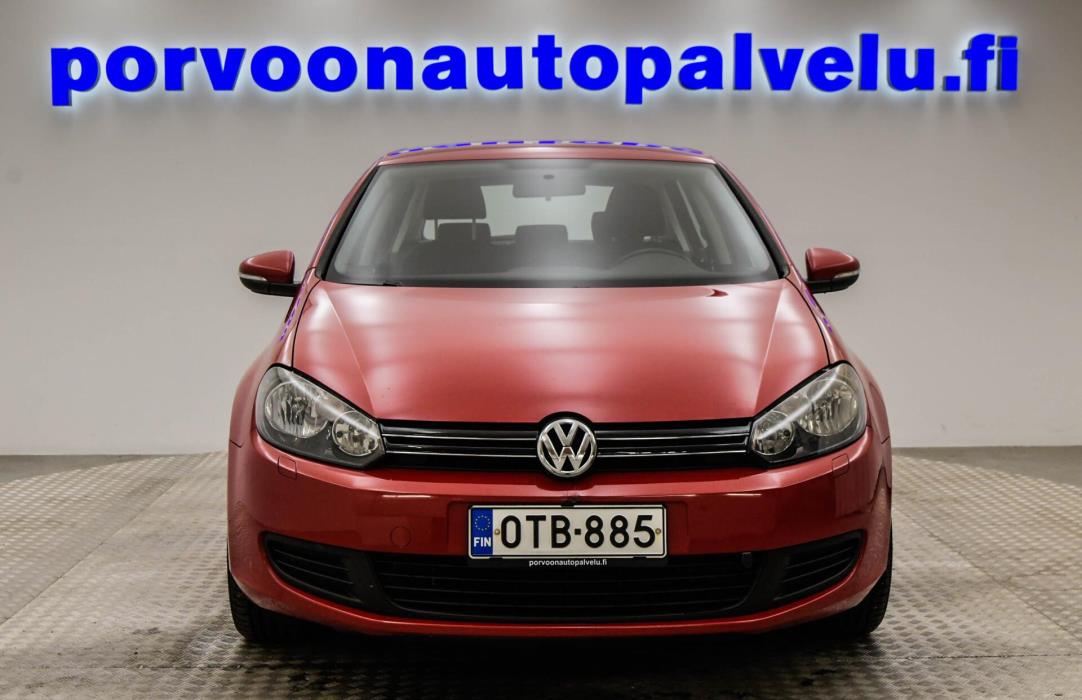 VOLKSWAGEN Golf 2010