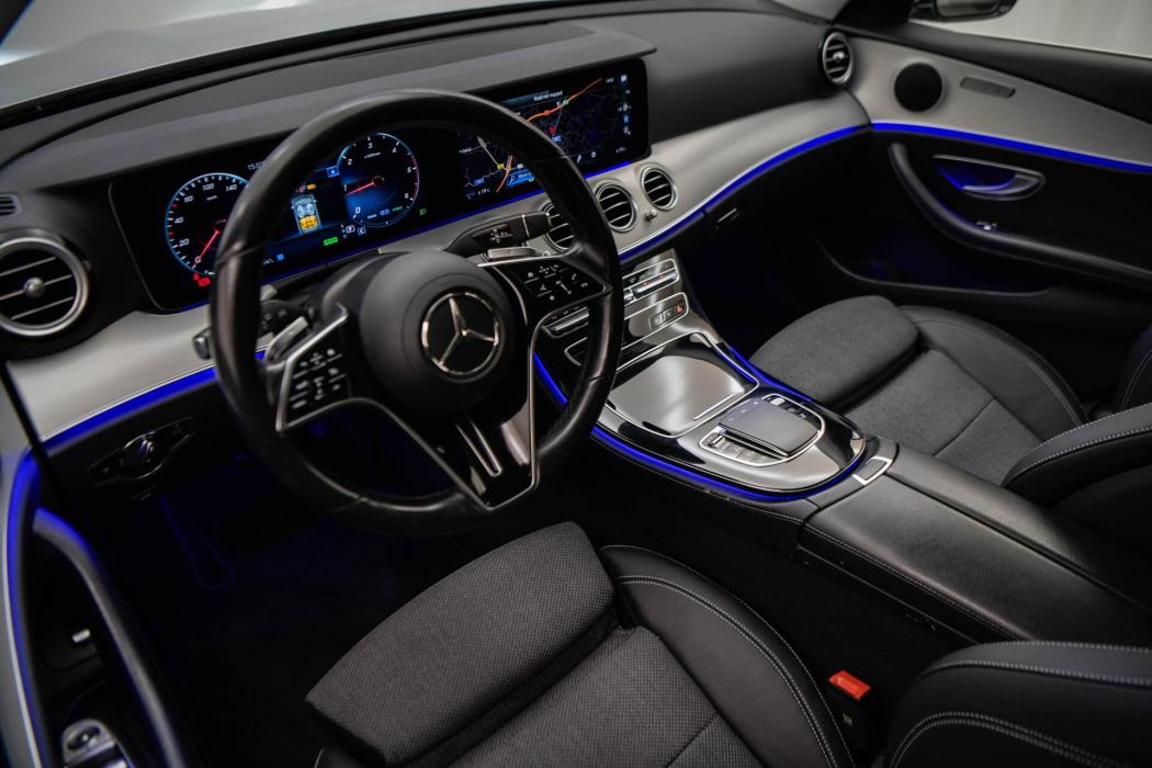 MERCEDES-BENZ E 2022