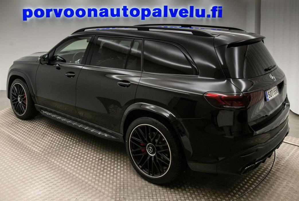 MERCEDES-BENZ GLS 2022