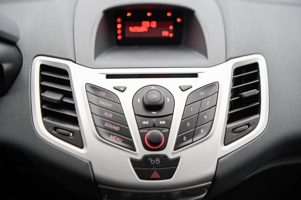 FORD Fiesta 2010