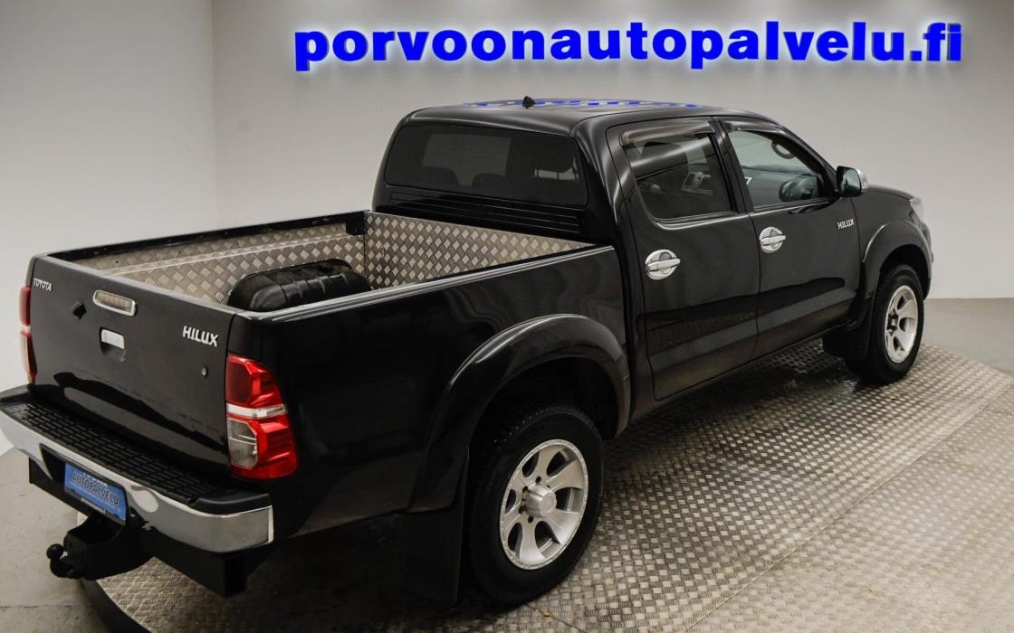 TOYOTA Hilux 2014