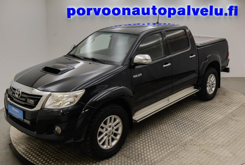 TOYOTA Hilux 2012