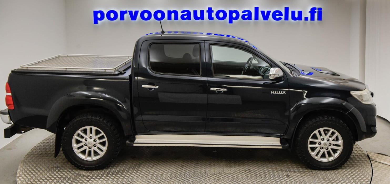 TOYOTA Hilux 2012