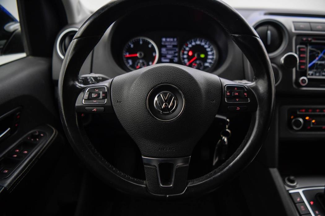 VOLKSWAGEN Amarok 2014