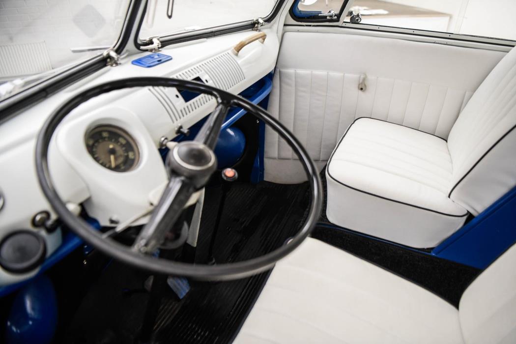 VOLKSWAGEN Kleinbus 1966