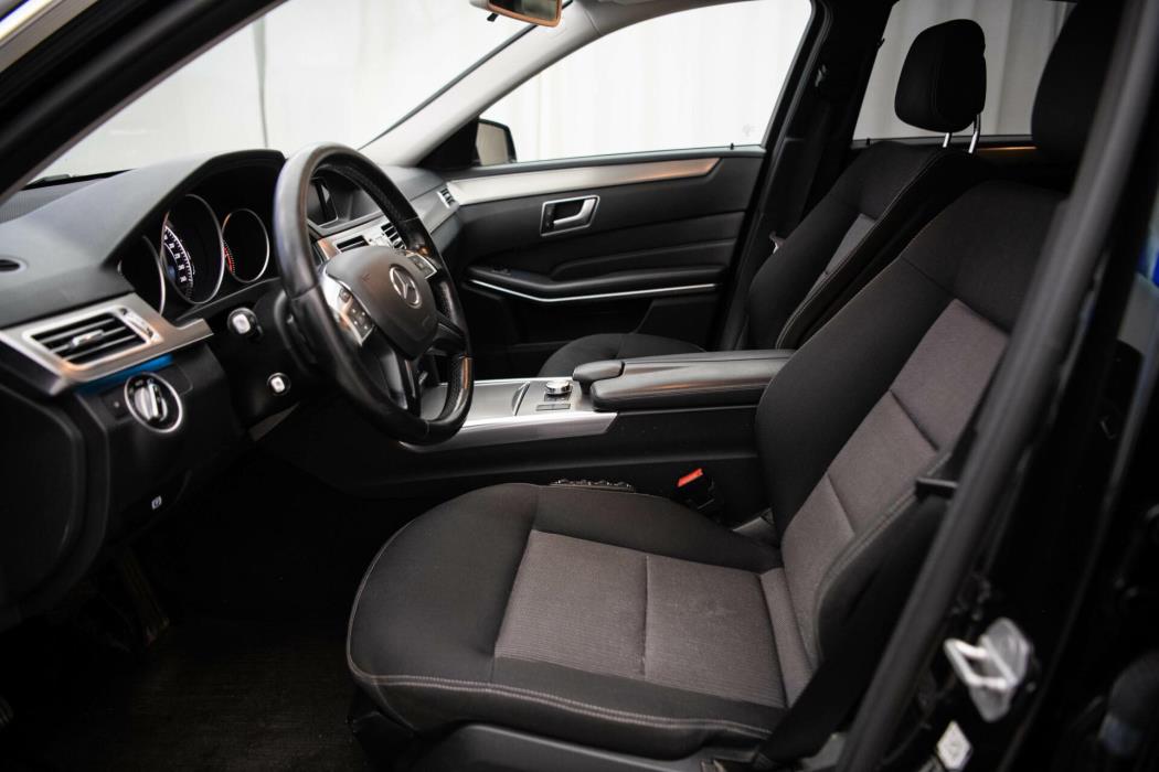 MERCEDES-BENZ E 2015