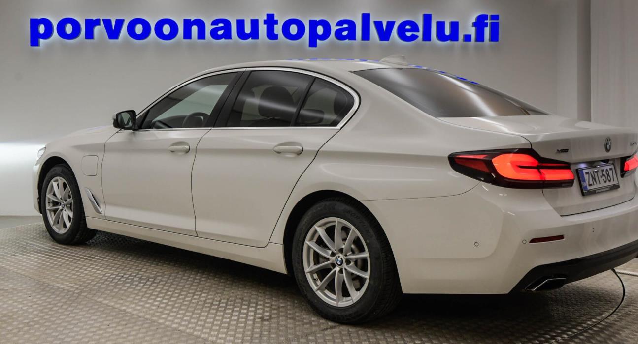 BMW 530 2021