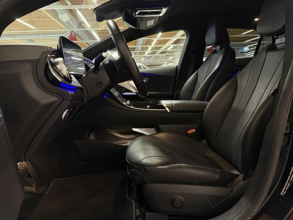 MERCEDES-BENZ EQE 2023