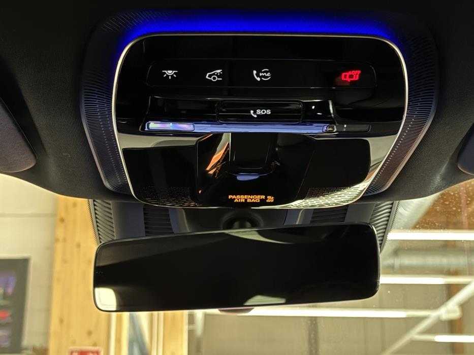 MERCEDES-BENZ EQE 2023