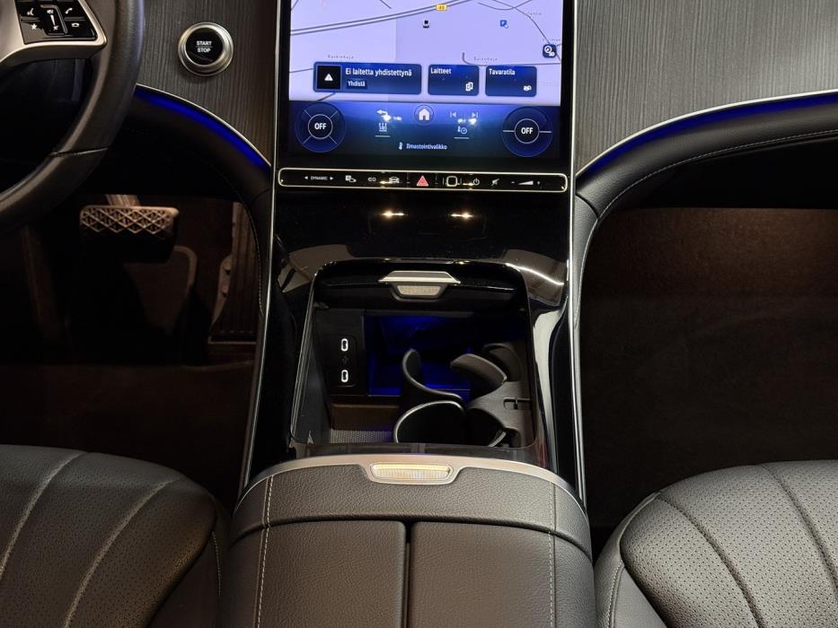 MERCEDES-BENZ EQE 2023